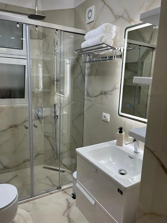 Tirana City Center Studio Lejlighed